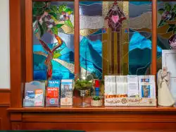 Udstilling med kort på hotellet