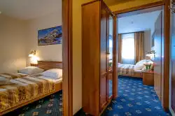 Hotelværelser fra korridoren